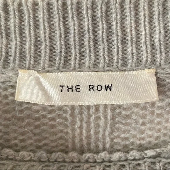 The Row Luxurious Cashmere Crewneck Sweater Size M Gray Classy Chic Effortless